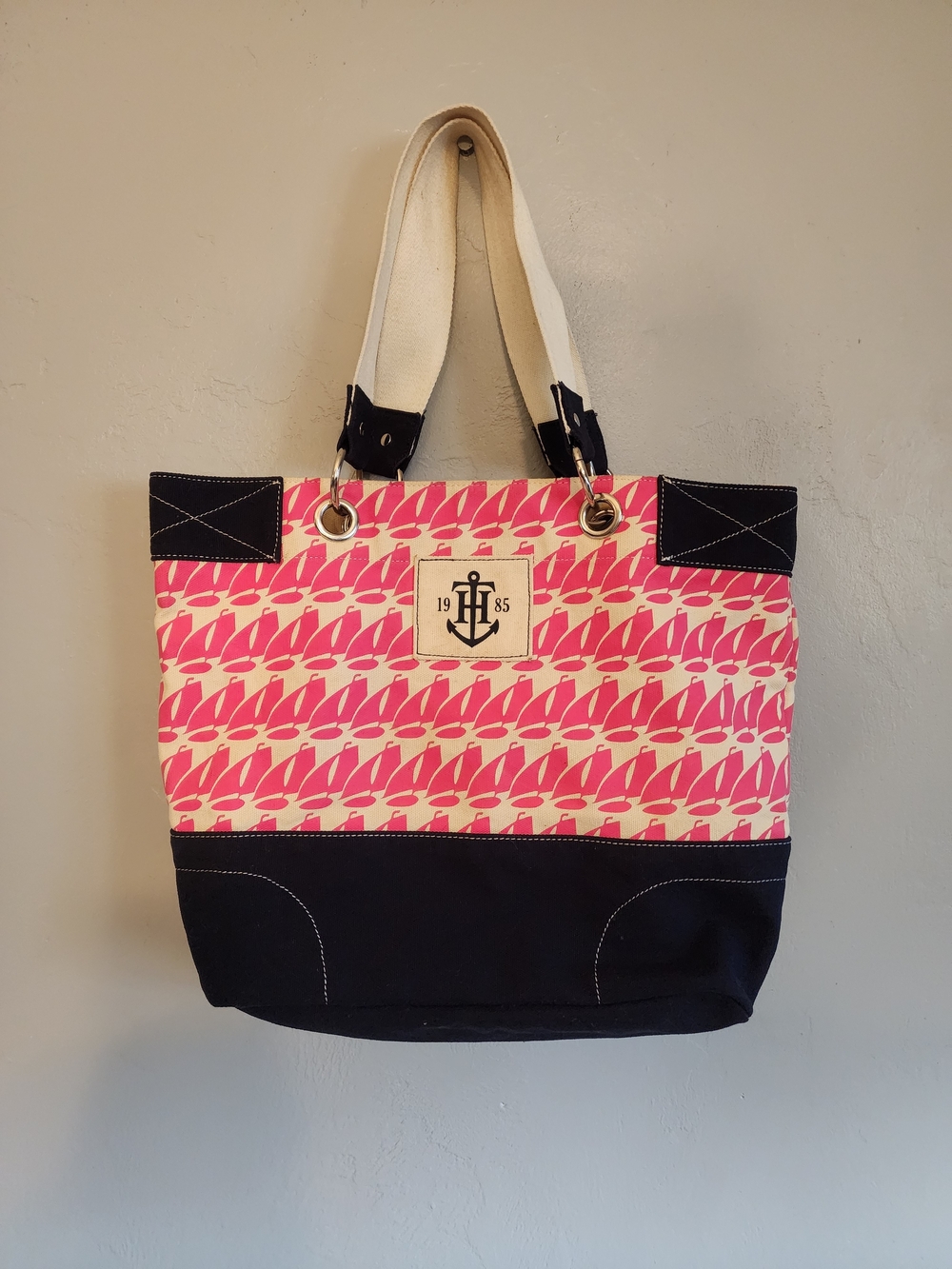 3 For $15 Sale! Tommy Hilfiger Pink And Navy Patterned Canvas Beach Tote